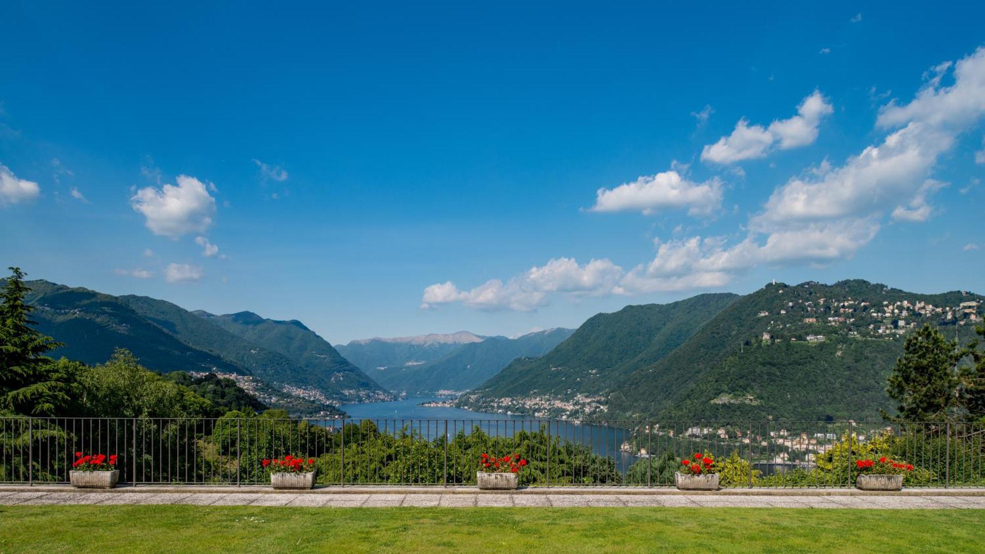 Alex'S Luxury Lake View Apt Pool And Tennis Côme Esterno foto