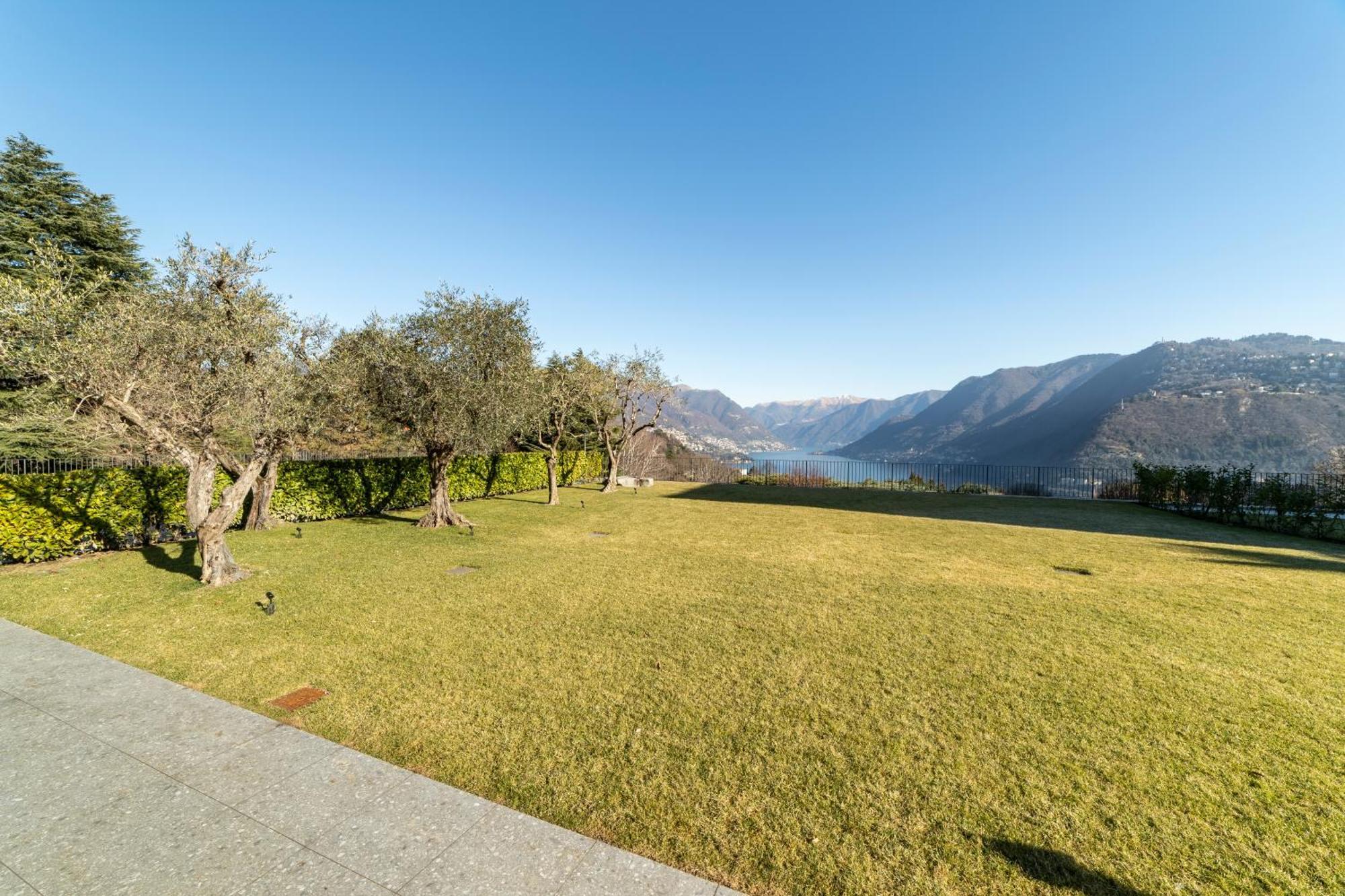 Alex'S Luxury Lake View Apt Pool And Tennis Côme Esterno foto